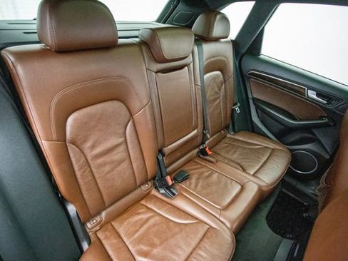 Used 2017 Audi Q5 2.0T Premium Plus image 27