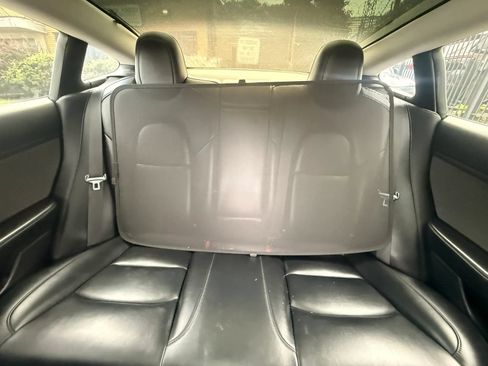 Used 2018 Tesla Model 3 Mid Range RWD image 21