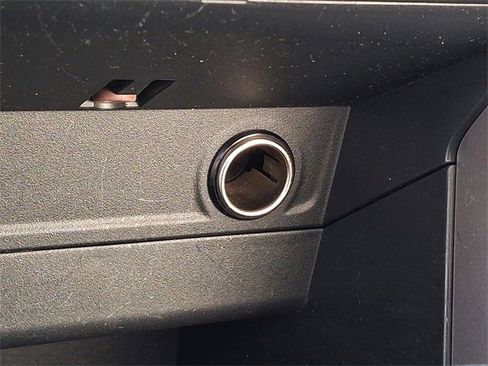 Used 2017 Subaru Forester 2.5i w/ Alloy Wheel Package image 24