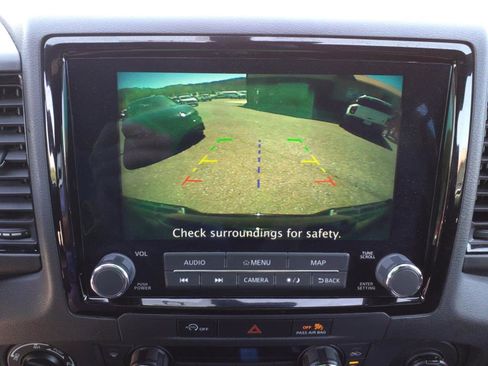 Used 2024 Nissan Frontier PRO-4X w/ Off-Road Protection Package image 23