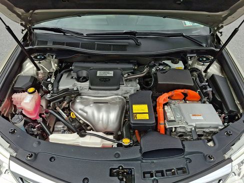 Used 2014 Toyota Camry XLE w/ Leather Package FWD image 27