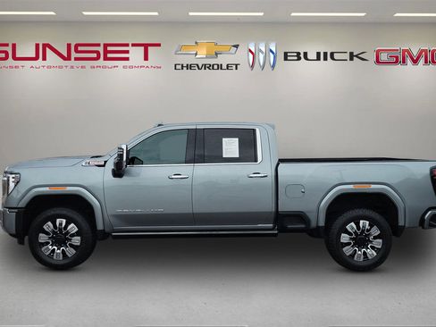 Certified 2024 GMC Sierra 2500 Denali w/ Denali Reserve Package image 7