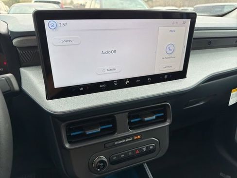 New 2026 Ford Maverick XLT AWD/4WD image 18
