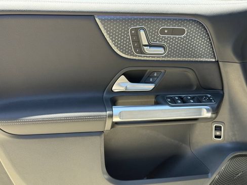 New 2026 Mercedes-Benz GLB 250 image 15