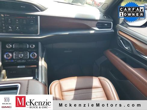 Used 2023 GMC Yukon Denali Ultimate AWD/4WD image 30
