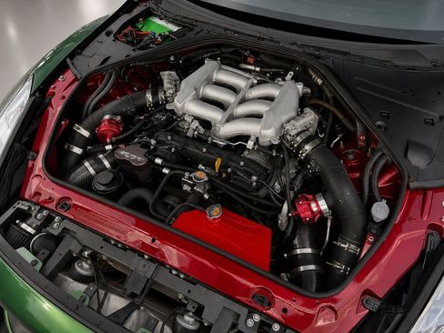 Used 2014 Nissan GT-R Black Edition AWD/4WD image 18