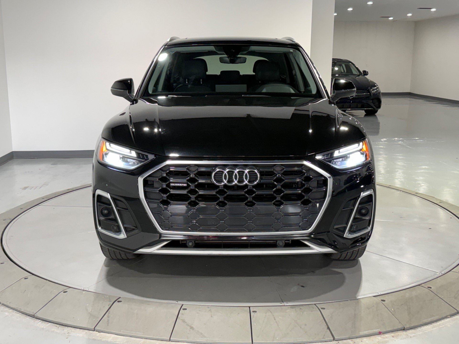 Used 2023 Audi Q5 2.0T Premium w/ Convenience Package AWD/4WD image 6