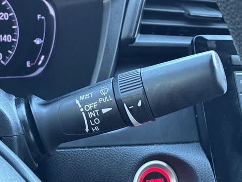Used 2019 Honda Insight LX image 26