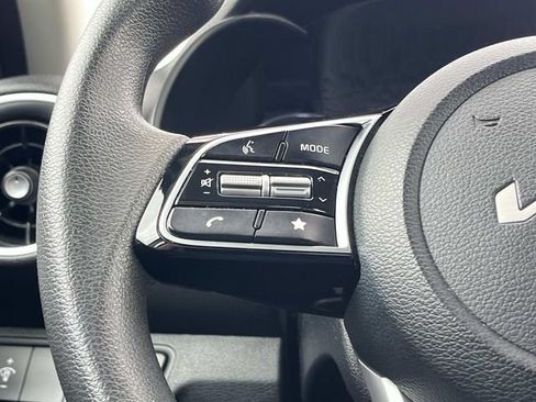 Used 2024 Kia Forte LXS FWD image 25