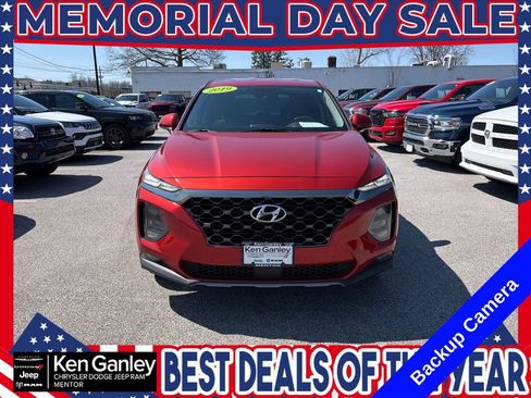 Used 2019 Hyundai Santa Fe SEL w/ Cargo Package FWD image 2
