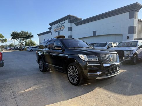 Used 2019 Lincoln Navigator Reserve AWD/4WD image 46