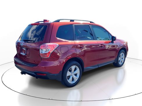 Used 2016 Subaru Forester 2.5i Premium image 6
