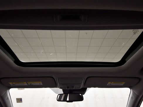 Certified 2022 Honda CR-V Touring image 16
