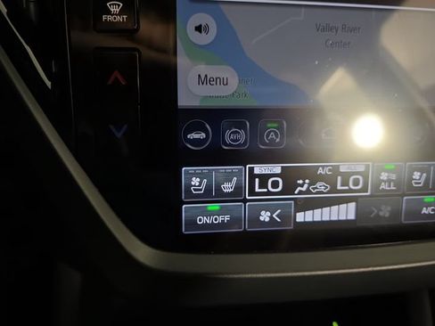 Certified 2025 Subaru Forester Touring AWD/4WD image 18
