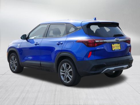 Used 2021 Kia Seltos LX AWD/4WD image 5