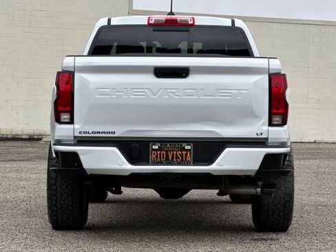 Used 2024 Chevrolet Colorado LT w/ LT Convenience Package II RWD image 5