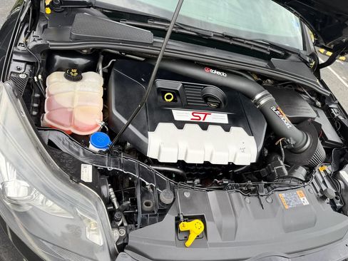 Used 2014 Ford Focus ST w/ Equipment Group 202A FWD image 40