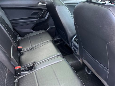 Used 2021 Volkswagen Tiguan SE R-Line FWD image 20