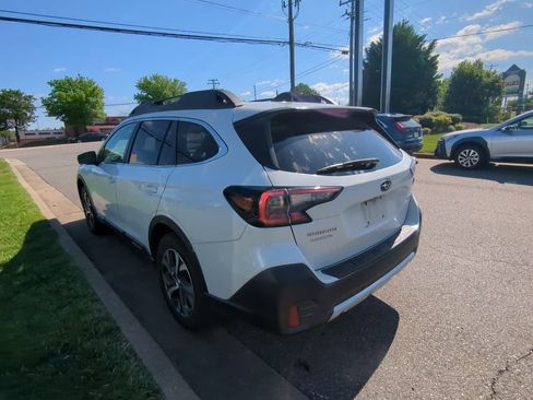 Used 2021 Subaru Outback Limited image 5