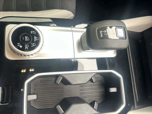 New 2026 Mitsubishi Outlander SE FWD image 11