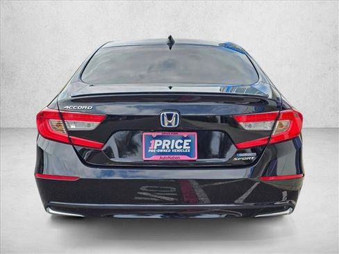 Used 2022 Honda Accord Sport image 4