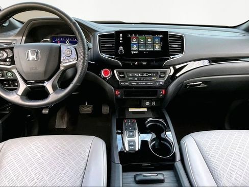 Used 2023 Honda Passport Elite image 8