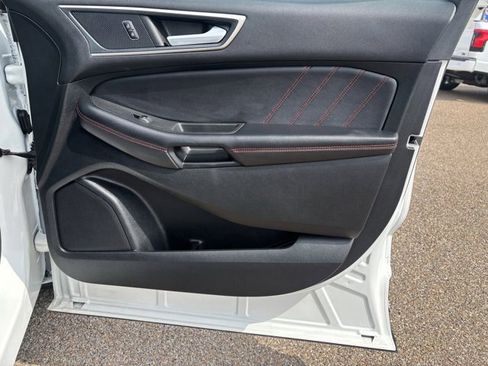 Certified 2024 Ford Edge ST-Line image 24