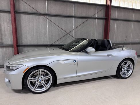 Used 2011 BMW Z4 sDrive35is RWD image 4
