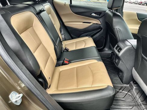 Used 2023 Chevrolet Equinox Premier w/ LPO, Floor Liner Package AWD/4WD image 25