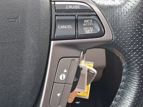 Used 2015 Honda Pilot Touring image 26