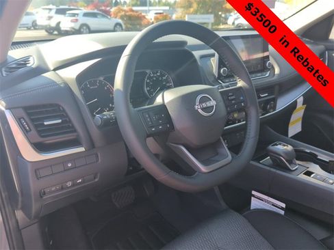 New 2026 Nissan Rogue SV image 18