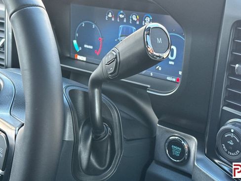 Used 2026 Ford F450 Platinum w/ FX4 Off-Road Package image 26