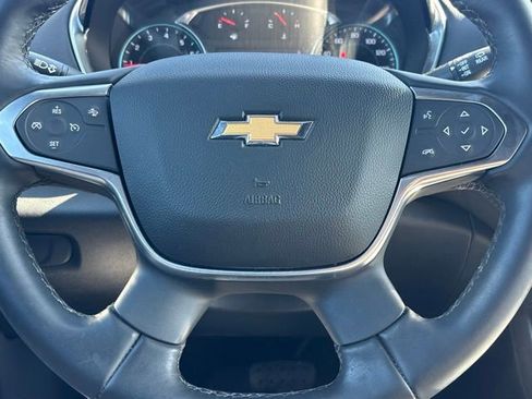 Certified 2023 Chevrolet Traverse LT FWD image 19