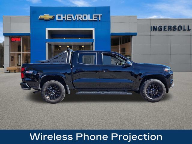 Used 2025 Chevrolet Colorado Z71 w/ Midnight Edition AWD/4WD image 28