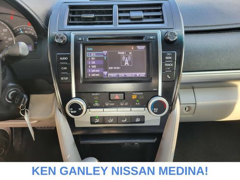 Used 2014 Toyota Camry LE FWD image 26