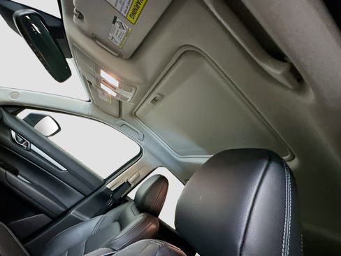 Used 2025 MAZDA CX-5 AWD 2.5 S w/ Preferred Package image 27