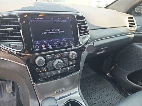 Used 2020 Jeep Grand Cherokee Limited RWD image 24