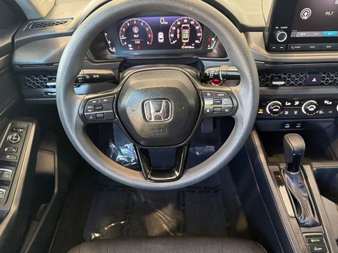 Used 2023 Honda Accord EX image 16