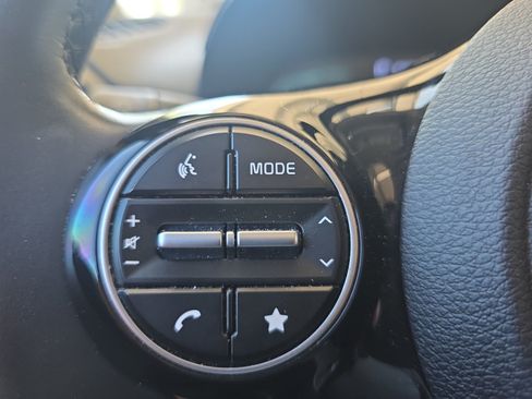 Used 2024 Kia Soul EX FWD image 25