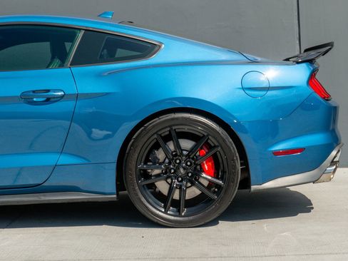 Used 2021 Ford Mustang Shelby GT500 w/ Technology Package RWD image 20