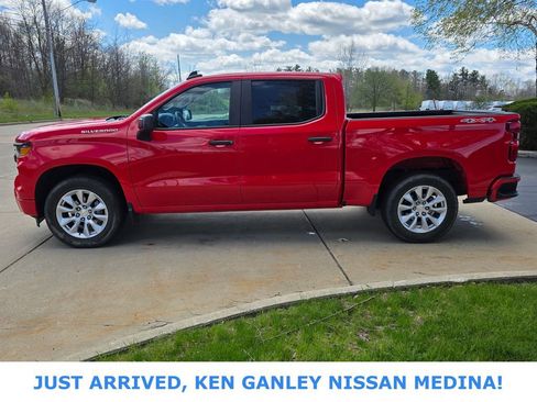 Used 2023 Chevrolet Silverado 1500 Custom image 7