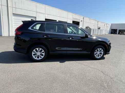 Used 2023 Honda CR-V LX image 6