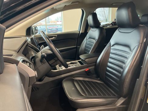 Used 2024 Ford Edge SEL image 10