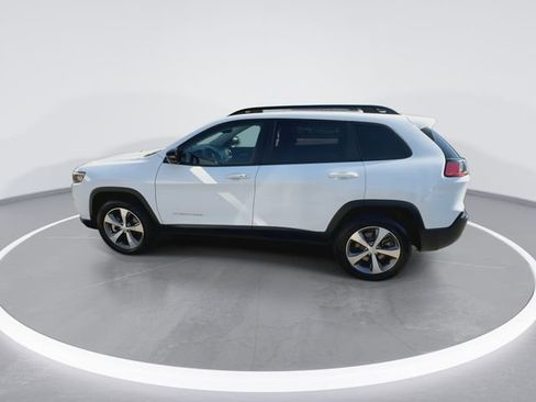 Used 2022 Jeep Cherokee Limited image 6