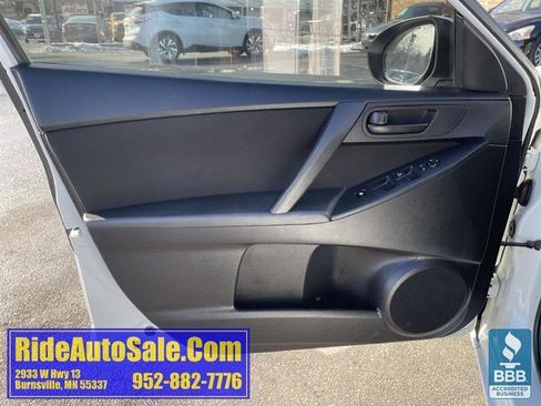 Used 2010 MAZDA MAZDA3 i Sport image 9