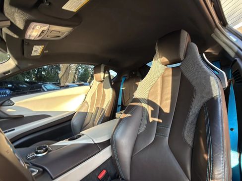 Used 2019 BMW i8 Coupe AWD/4WD image 14