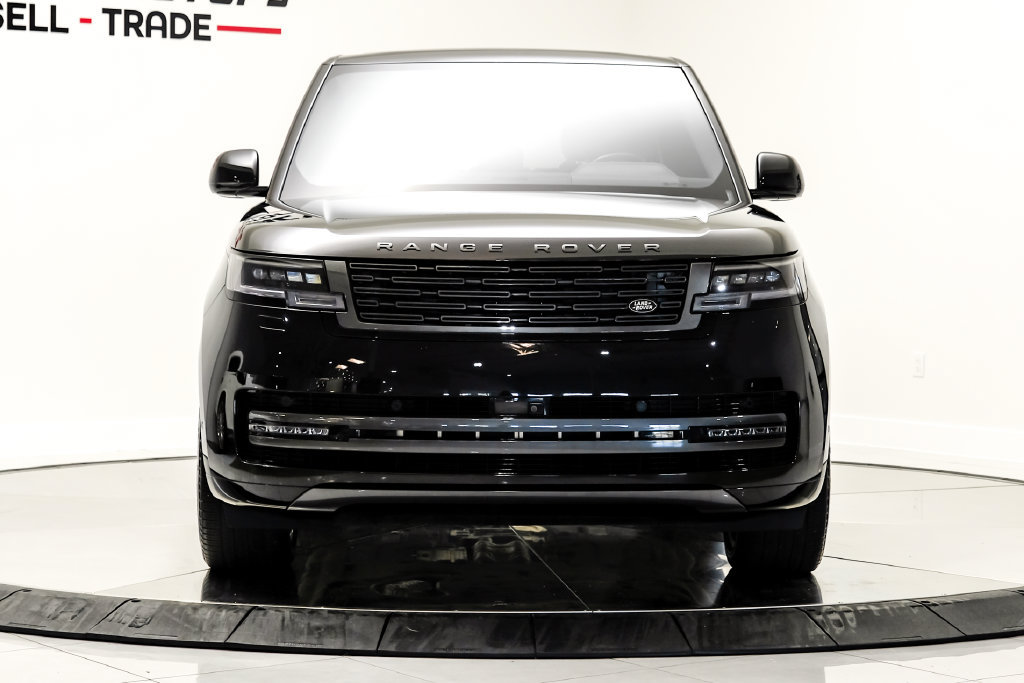 Used 2024 Land Rover Range Rover SE AWD/4WD image 2