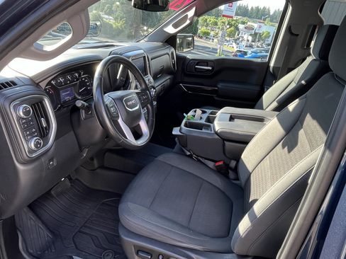 Used 2021 GMC Sierra 1500 Elevation w/ LPO, Elevation Black Package AWD/4WD image 10
