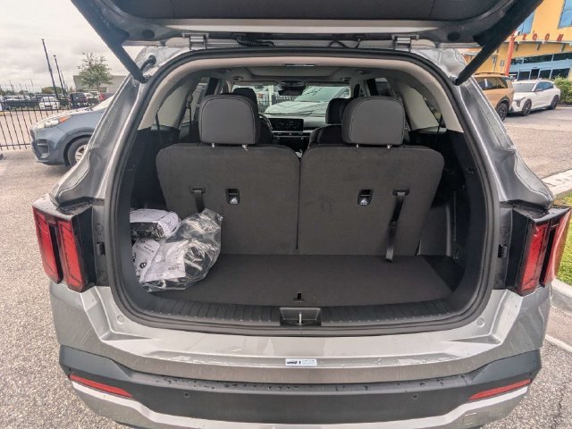 New 2026 Kia Sorento EX FWD image 13
