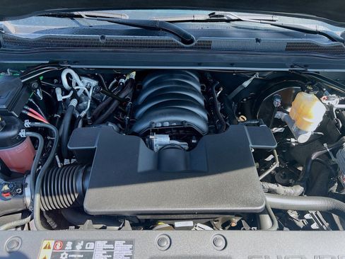 Used 2020 Chevrolet Tahoe Premier image 34